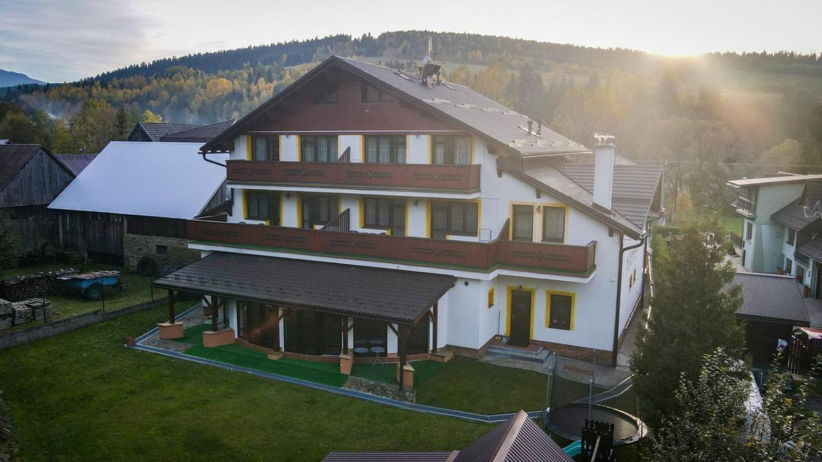 Penzion Alpsky Dom Vitanová Екстериор снимка